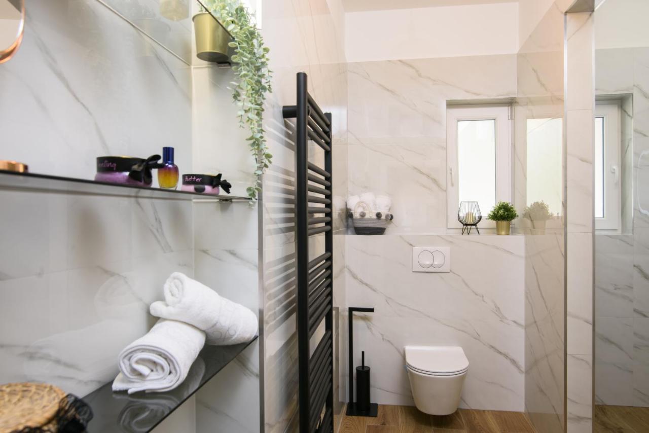 Luxury Apartment Hajdi Трогир Екстериор снимка